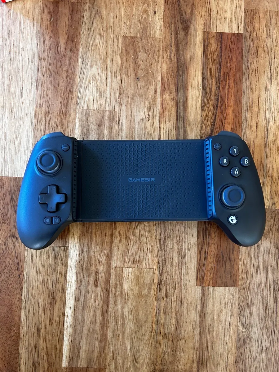 Gamesir G8 Plus Wireless Bluetooth Controller - Image 3