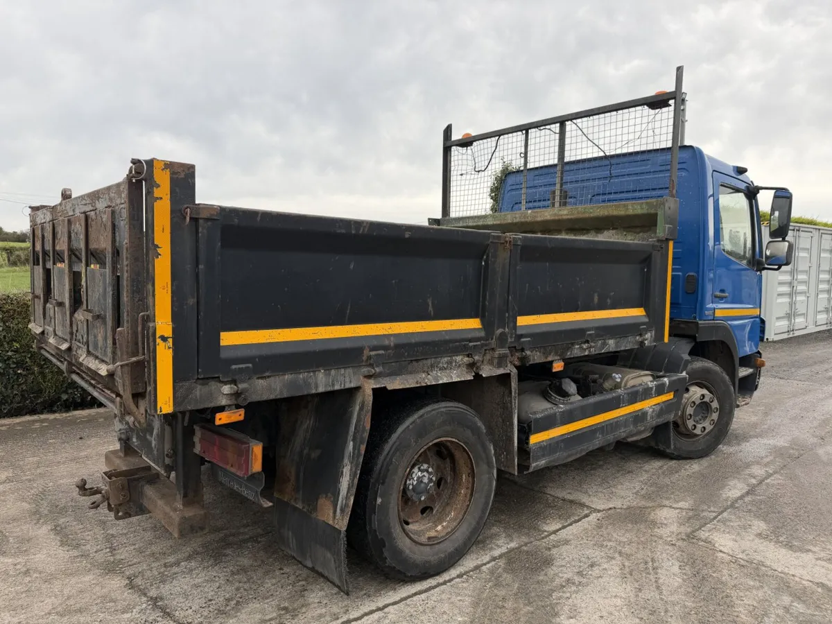 2008 Mercedes Drop Side Tipper **Online Auction** - Image 4