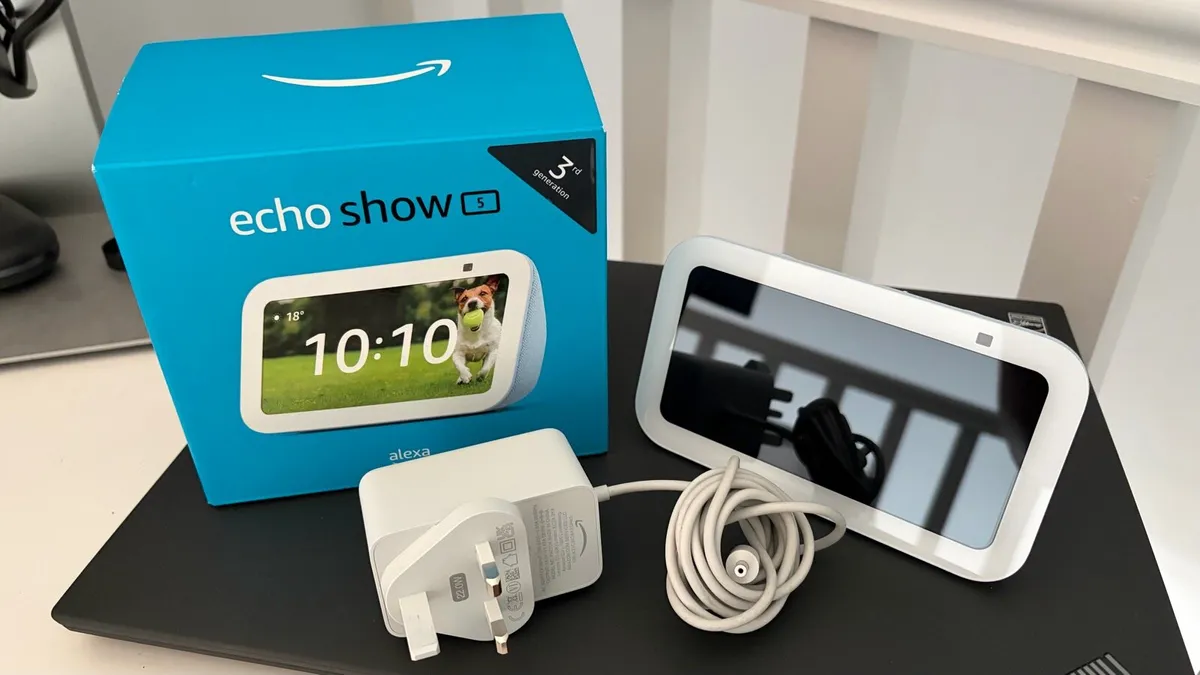 Echo Show 5 Newest Gen (3rd) - Image 1