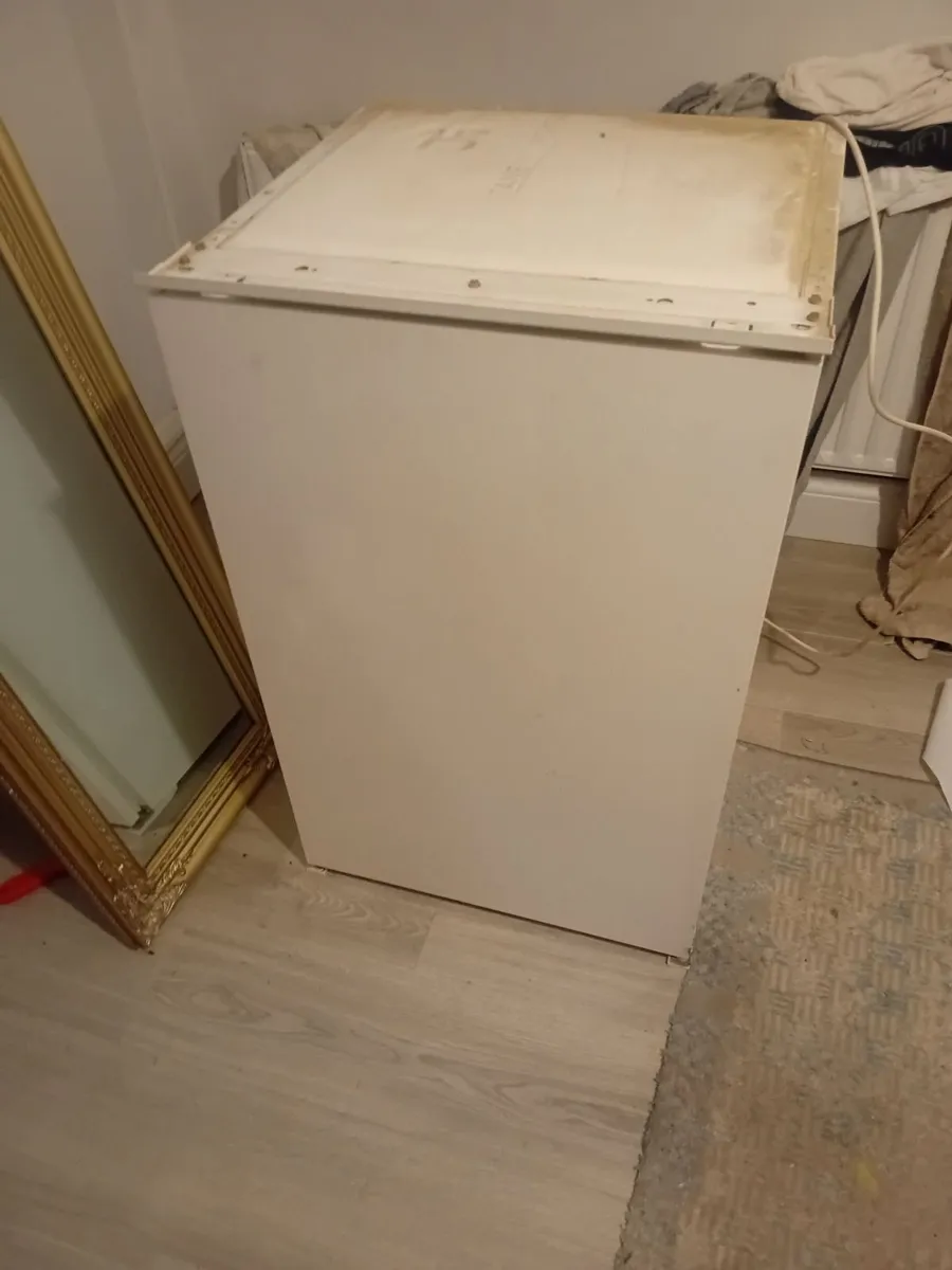 Fridge - Image 2
