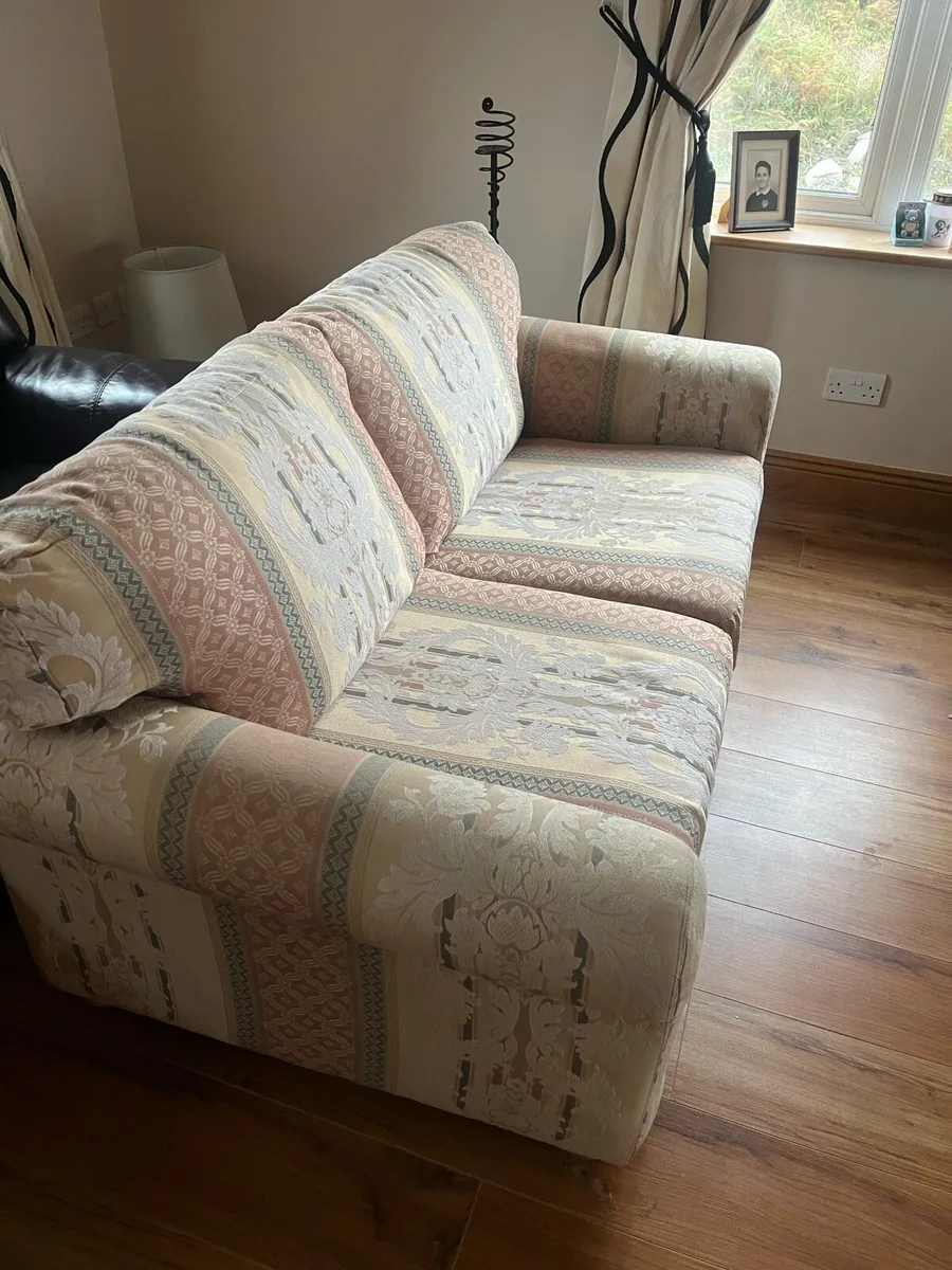 2 seater couch - Image 2