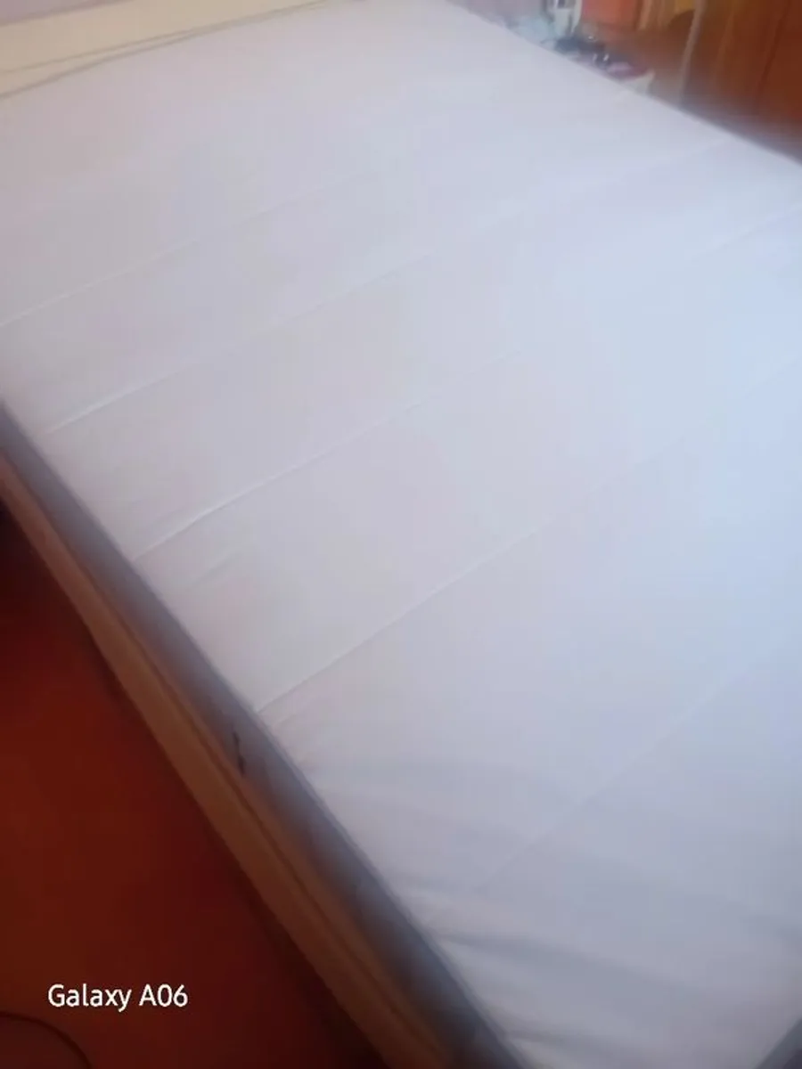 King size mattress - Image 2