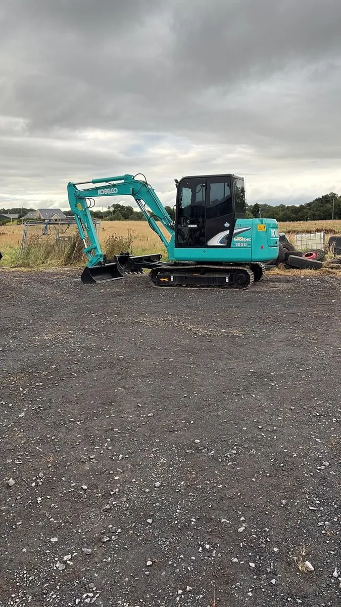 6 tonne digger - Image 4