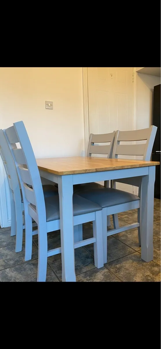 Free Dining Table - Image 1