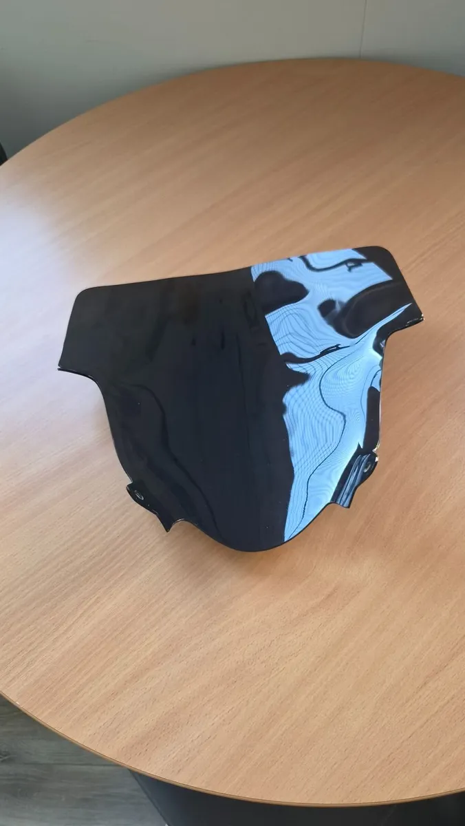 Suzuki Bandit 650cc N (2010) Windscreen - Image 3