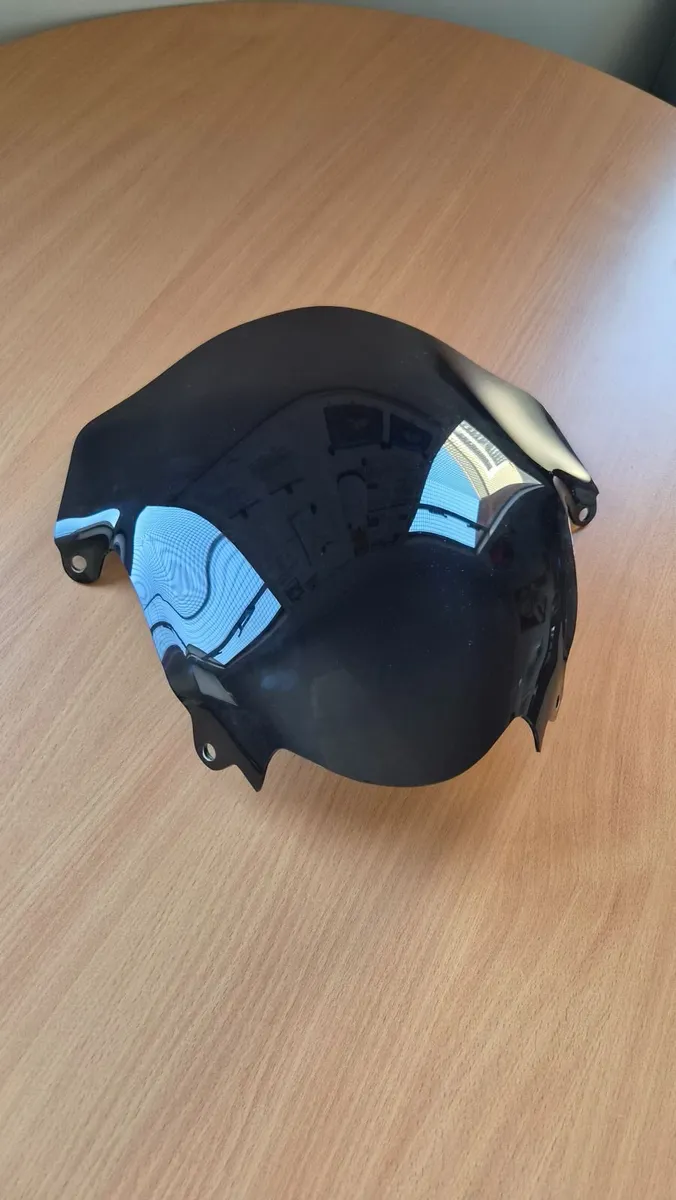 Suzuki Bandit 650cc N (2010) Windscreen - Image 4