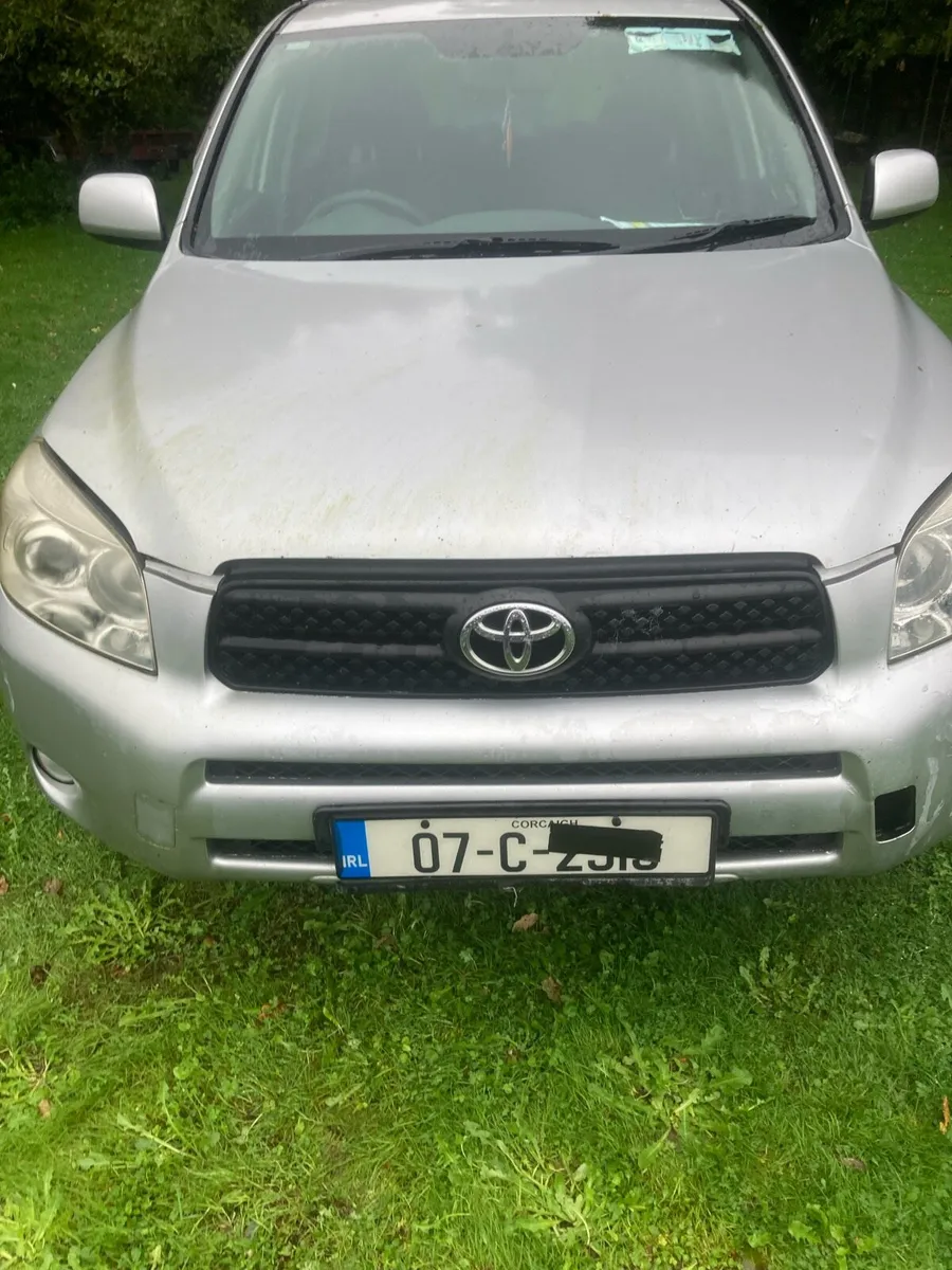 Toyota hilux - Image 4