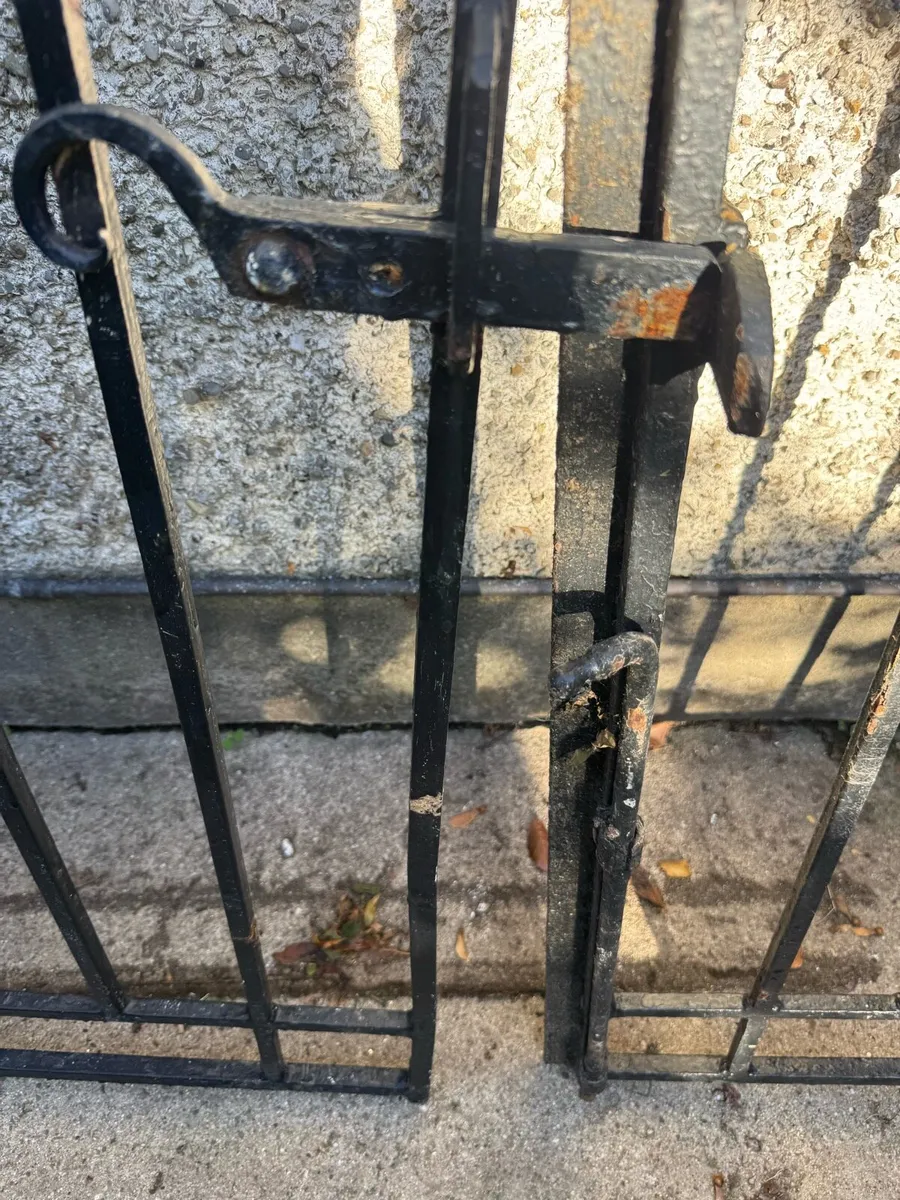 Driveway gates - Image 2