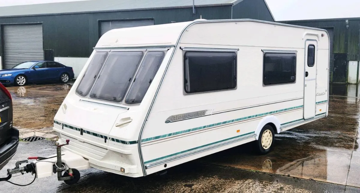 FULL XL 4 BERTH + AWNING +EXTRAS - Image 1