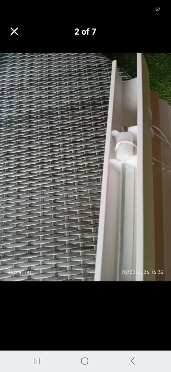 White wooden slate blinds x 8 - Image 2