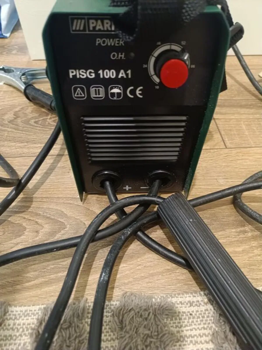 Welding machine - Image 1