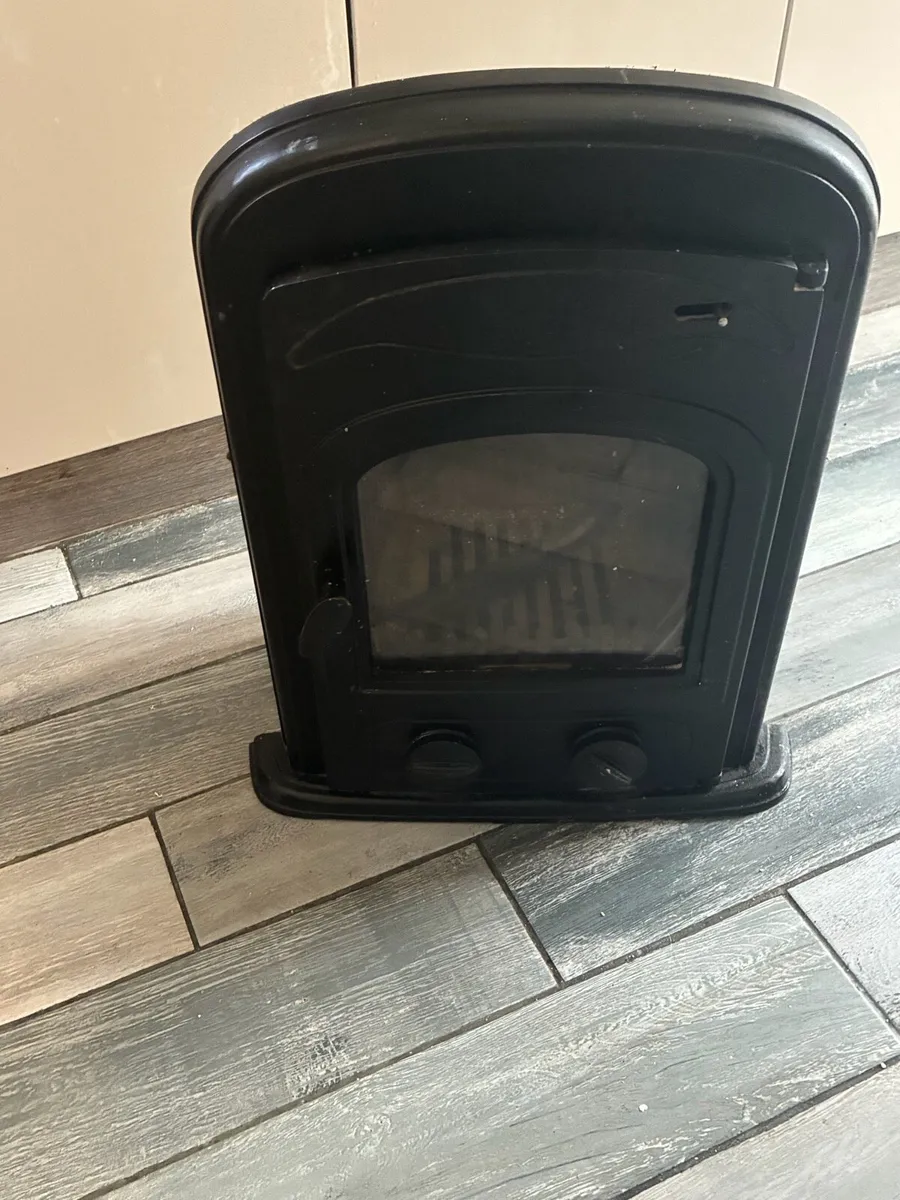 Stove - Image 1