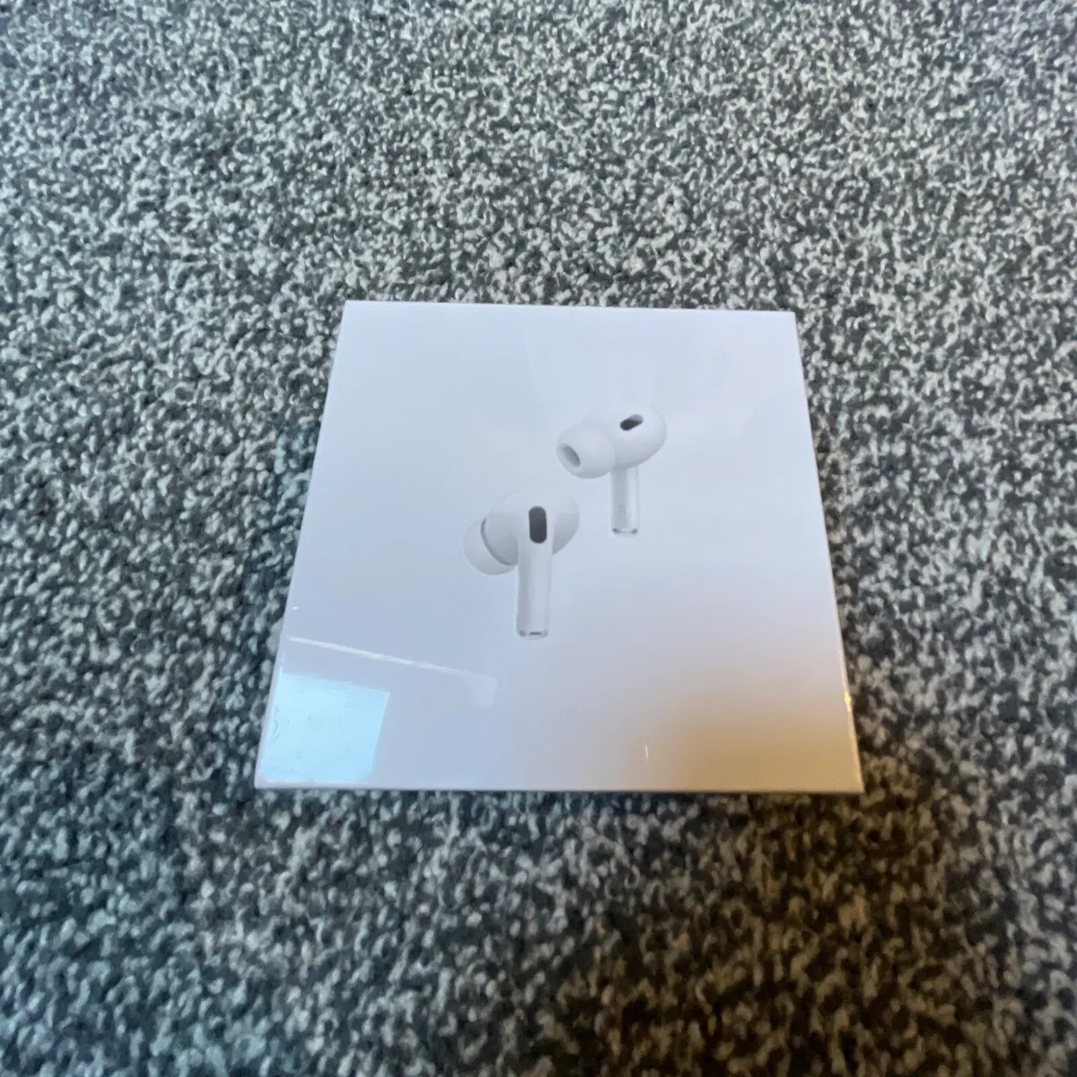 Apple AirPods Pro gen 2 - Image 2
