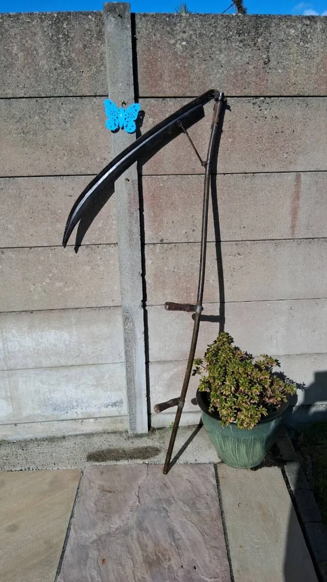 Vintage scythe - Image 1