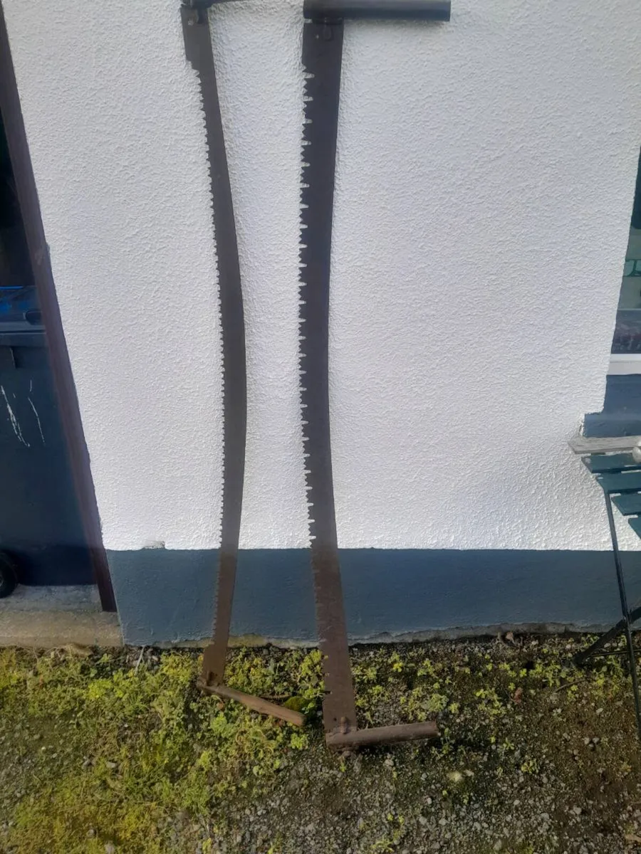 Two vintage Cross cut saws - Image 1