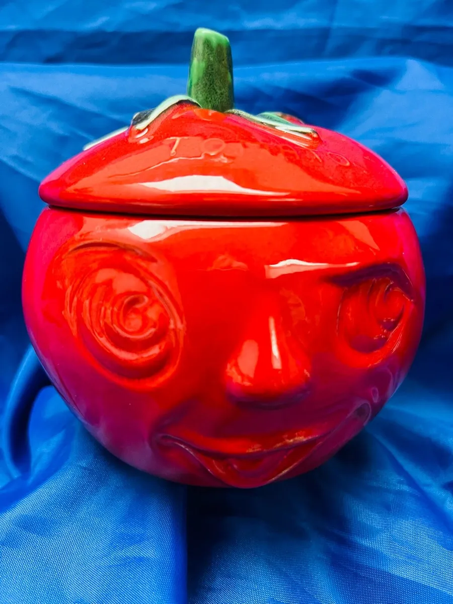 Sylvac Tomato sauce Pot - Image 1