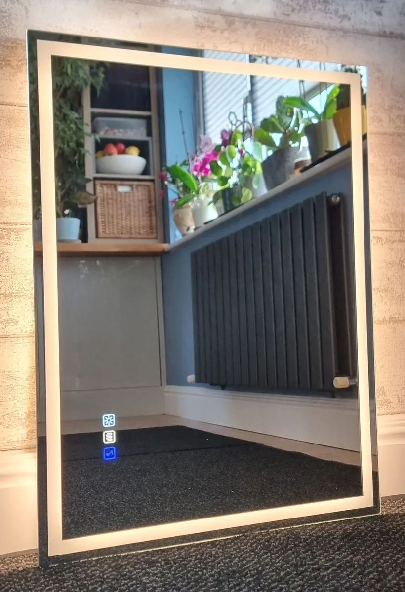 LED Bathroom Mirror 60x80cm Demister Bluetooth - Image 3