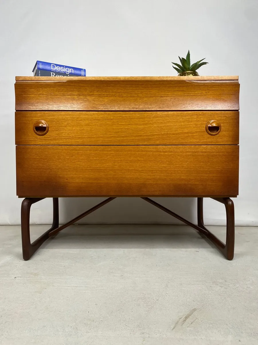 Mid Century Teak Chest of Drawers - Image 4
