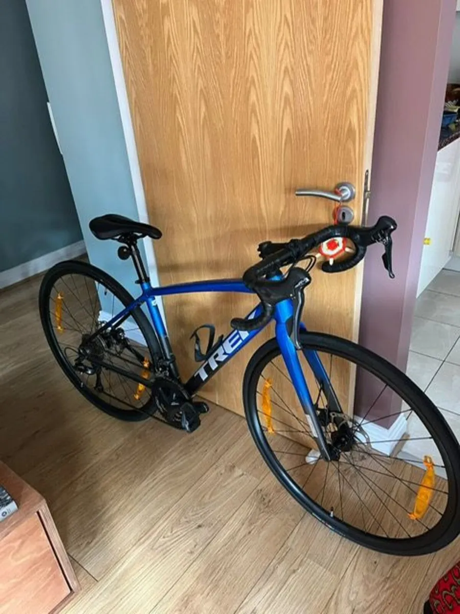 Trek Domane AL 3 49 CM Road - Image 2