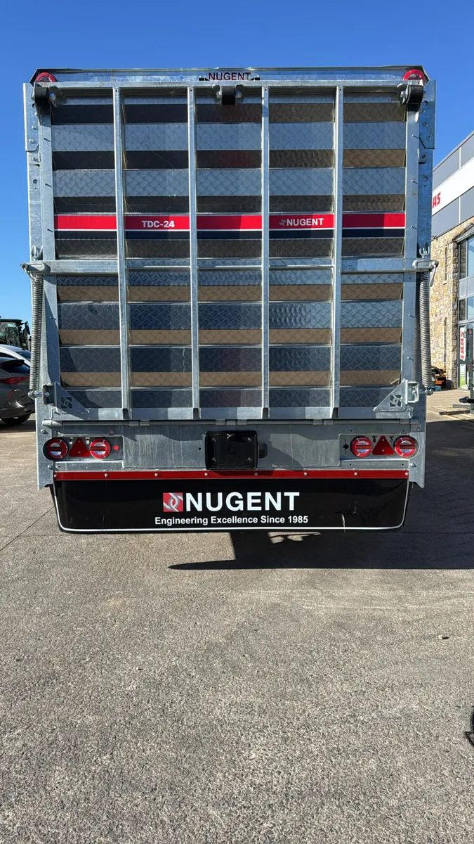Nugent 24ft Cattle Trailer - Image 4