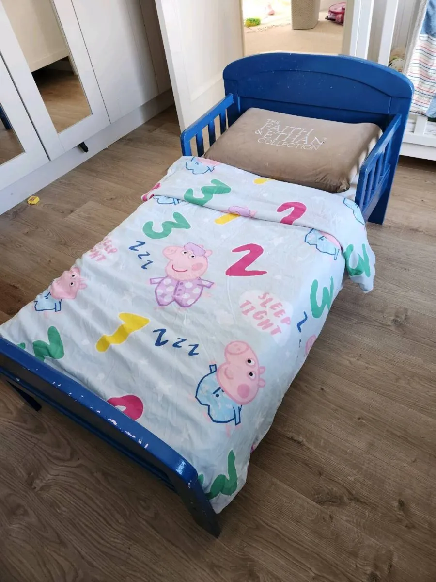 Toddler bed - Image 2