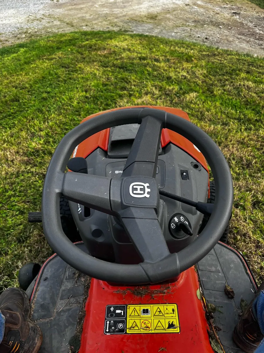Husqvarna lawn mower - Image 2