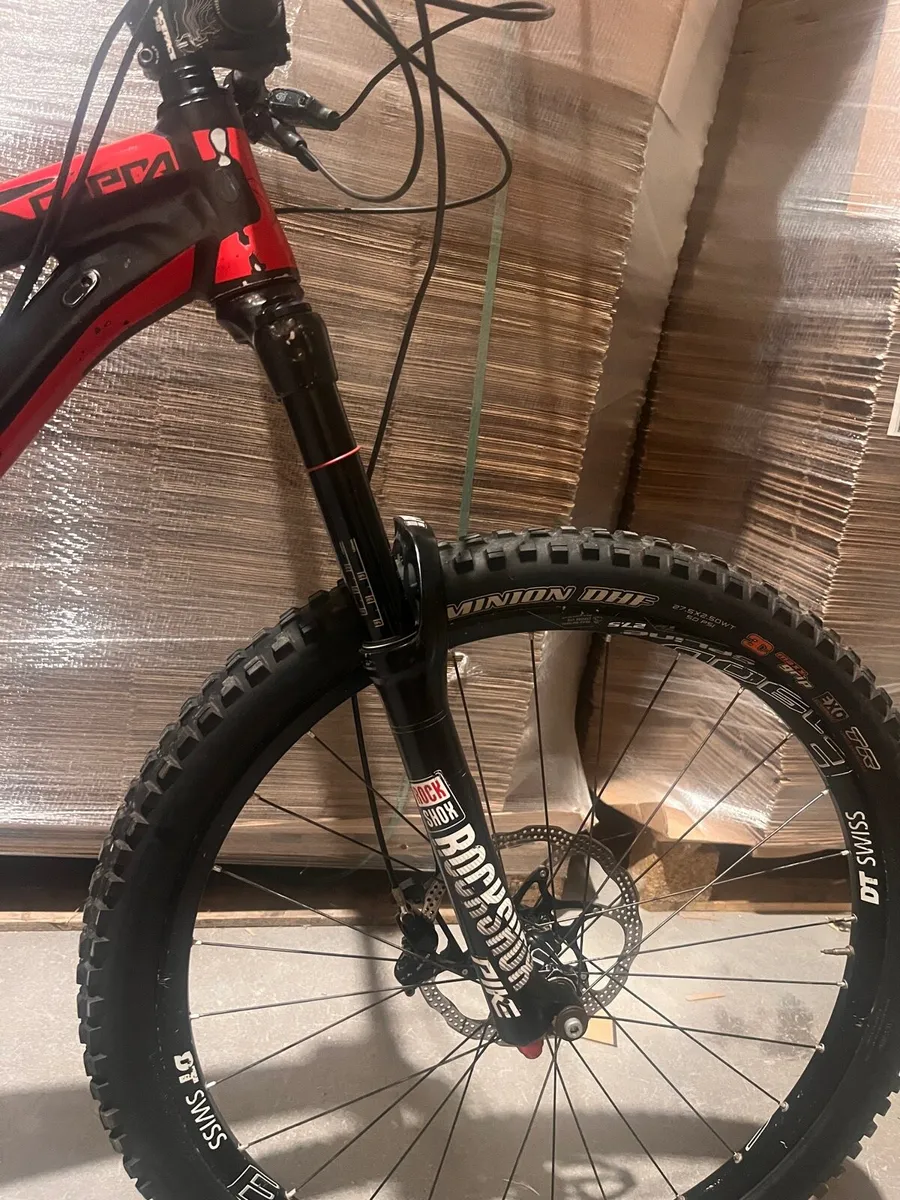 YT Capra Mountain Bike - Image 2