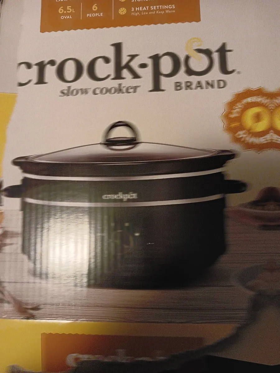 CROCKPOT SLOW COOKER (NEW) - Image 4
