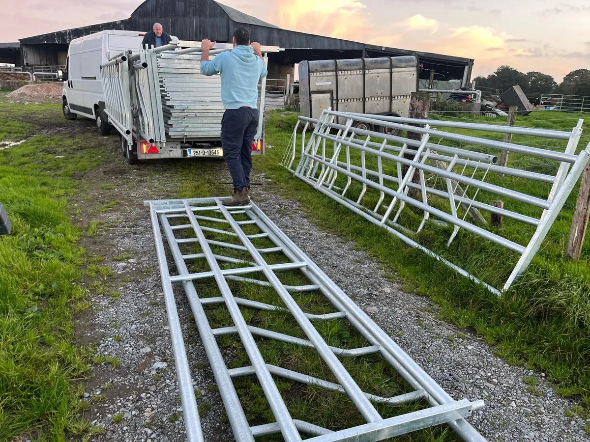 Extendable gates and barriers - Image 4