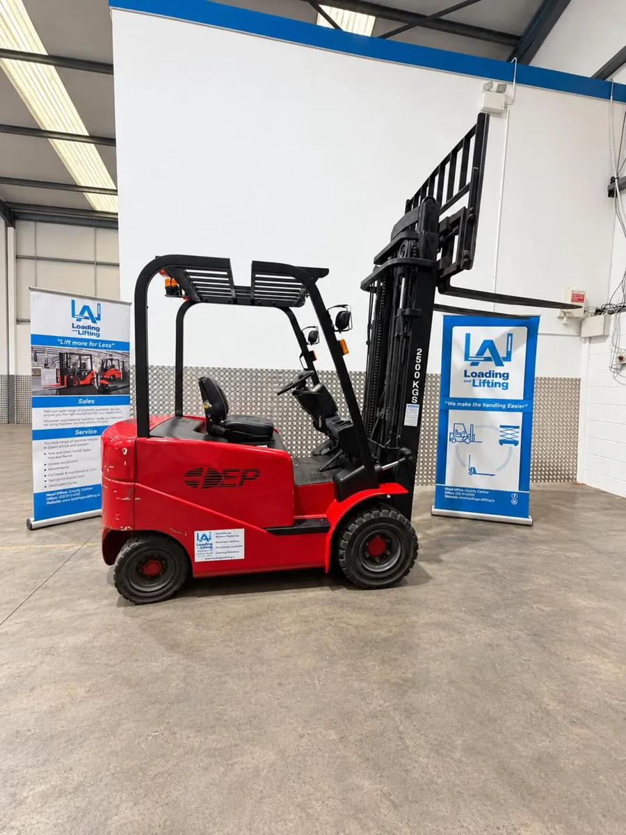 EP Electric Forklift - Image 1
