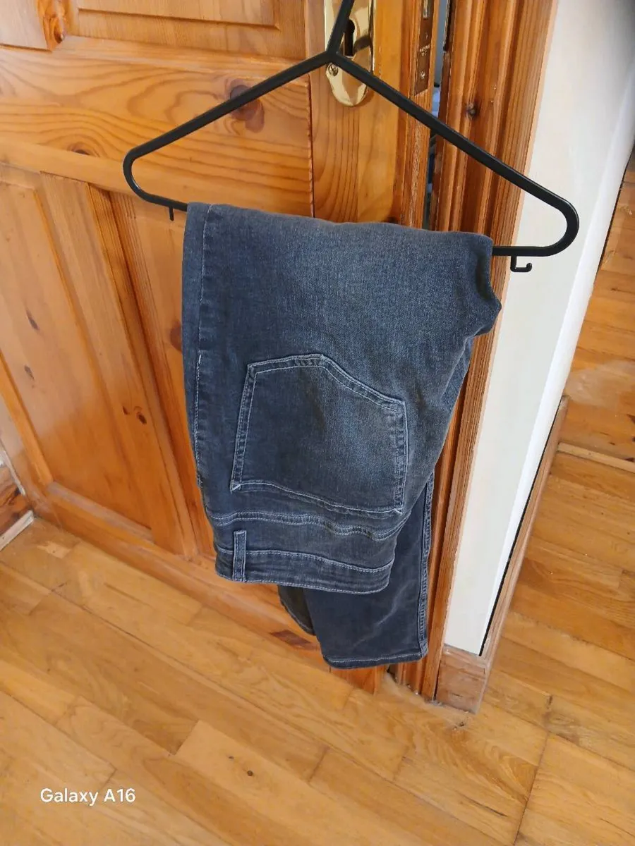 Mens jeans unwanted gift new w34 L30 can deliver - Image 2