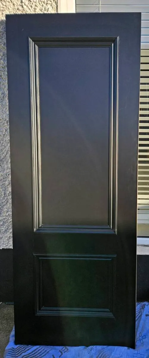 New Black deanta door.