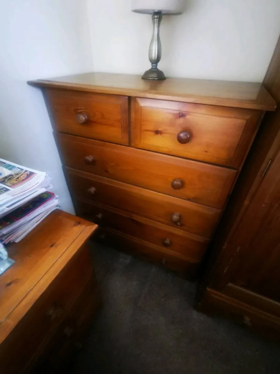 Two Chester of draws and a wardrobe in pine. - Image 1