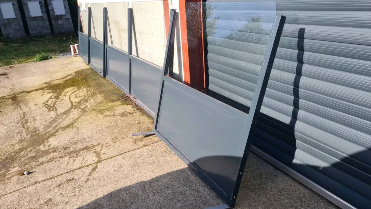 Terrace screens & windbreak - Image 2