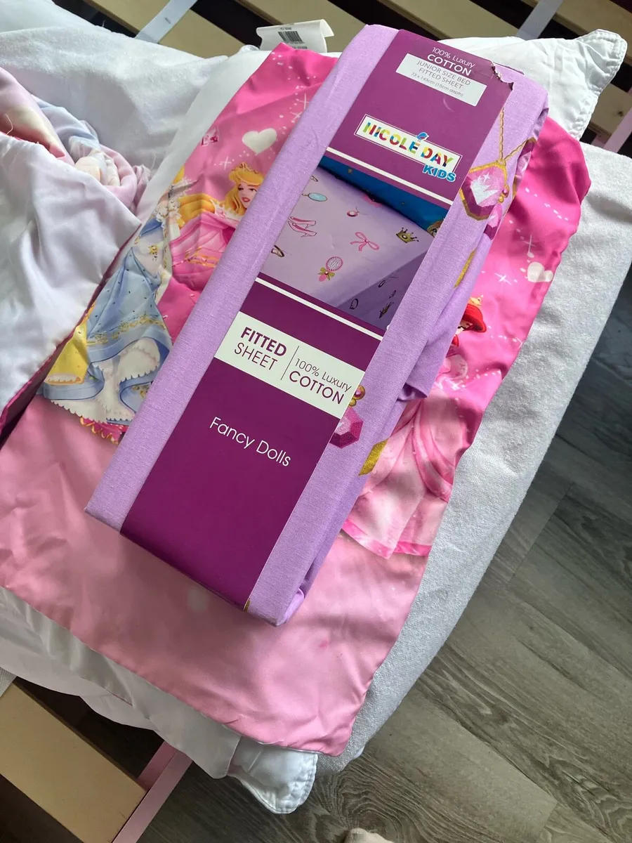 Toddler bed princess - Image 2