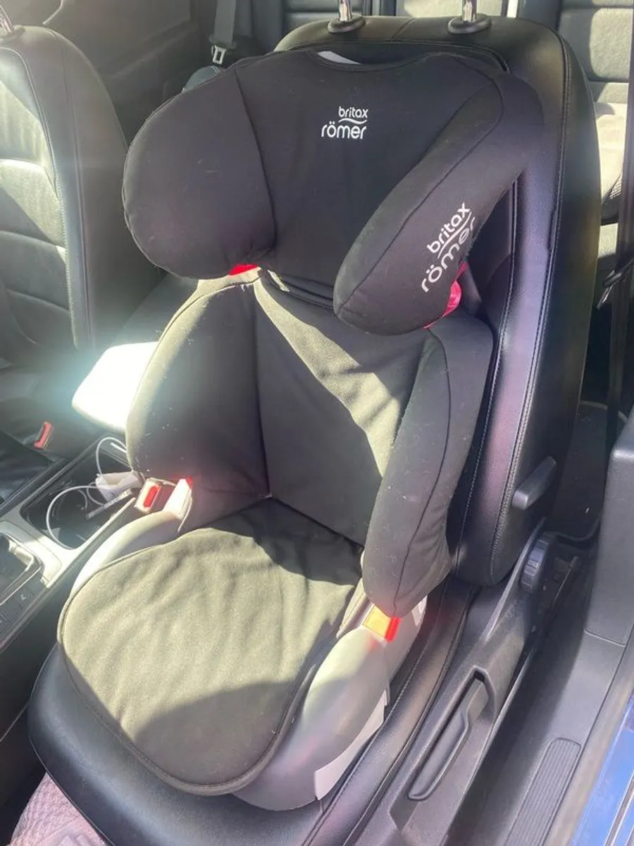 child car seat - Image 1