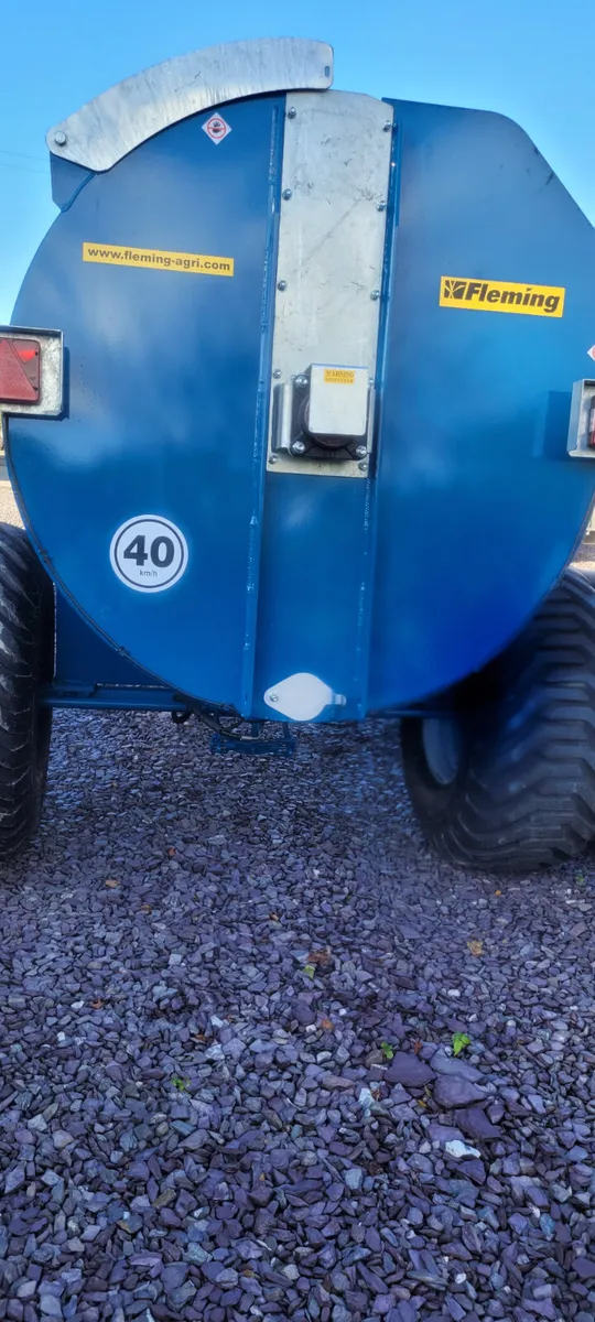 Fleming MS1000 Manure Spreader - Image 2