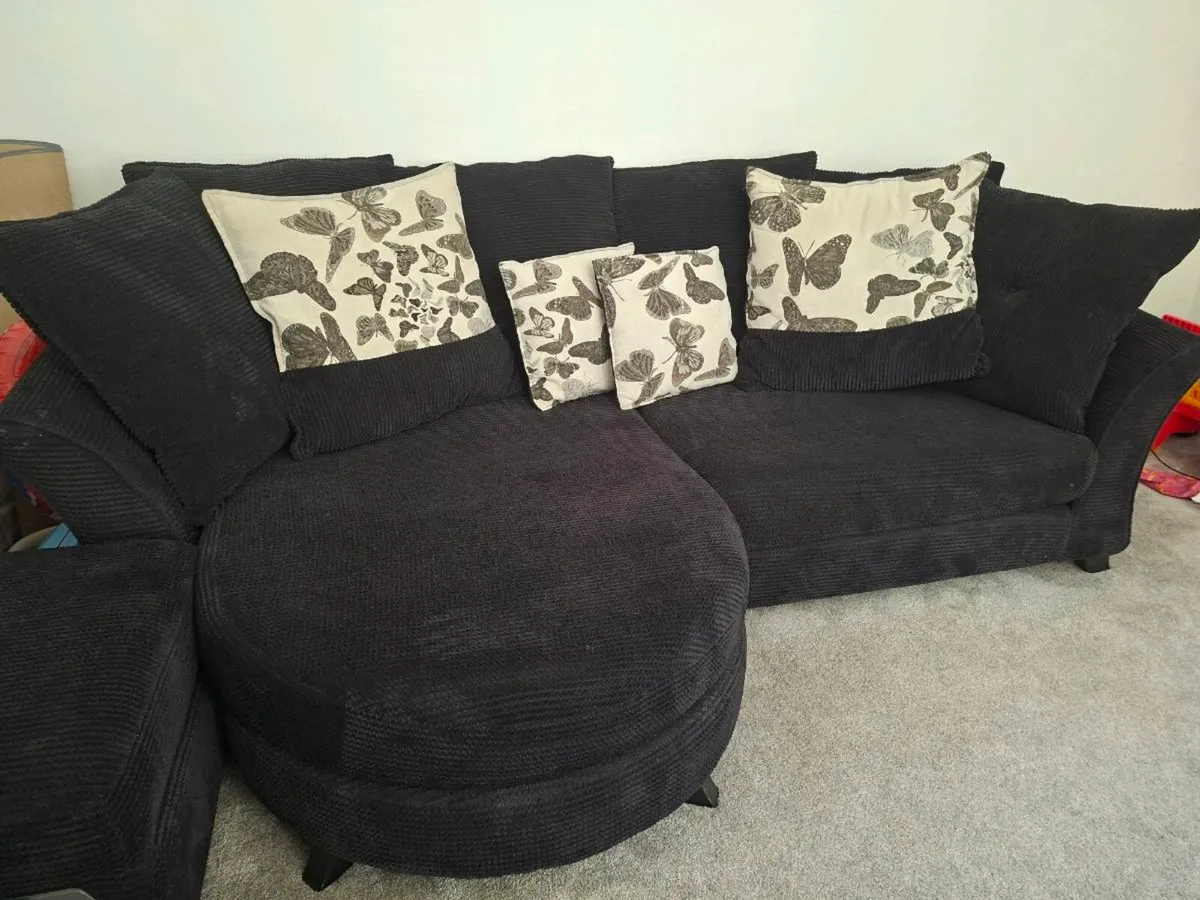 DFS Sofa - Image 2