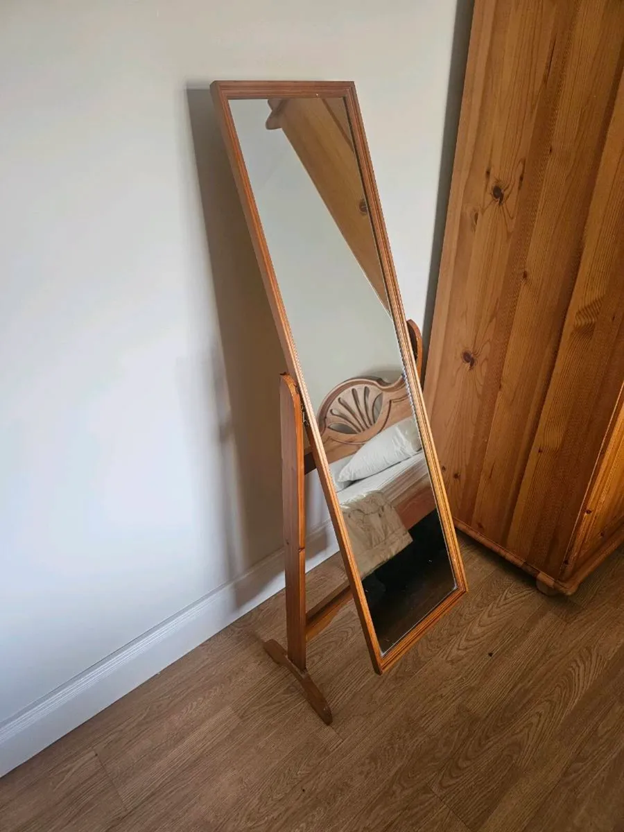 Mirror - Image 1