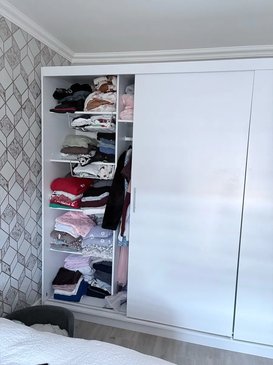 Wardrobe - Image 4
