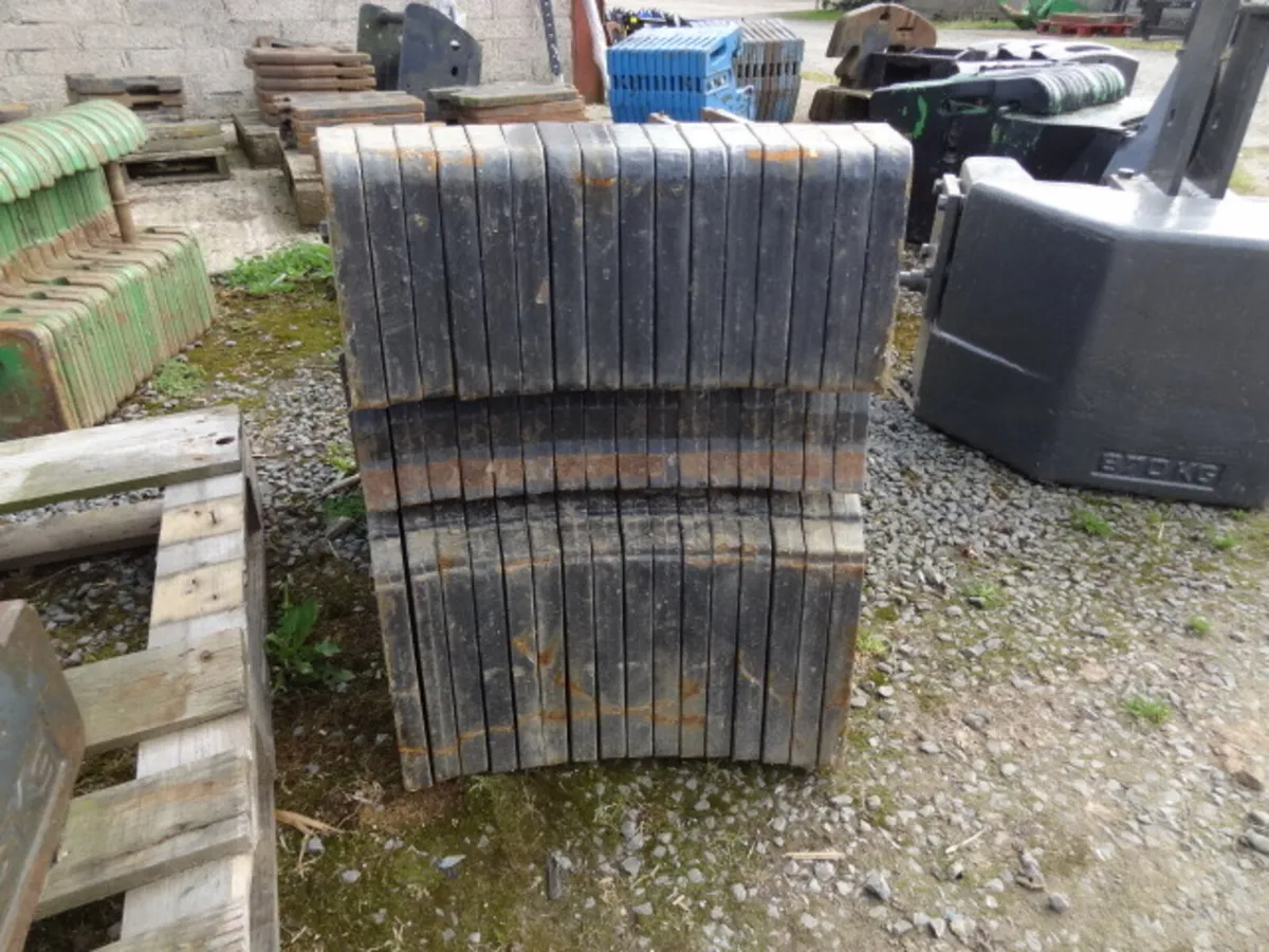 New Holland Tractor Fan Weights 1600kg - Image 3