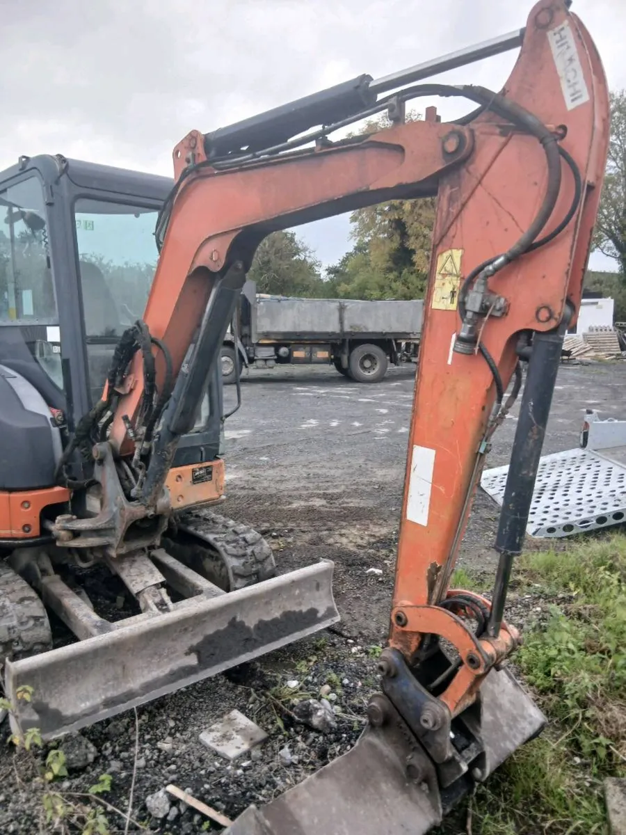 Hitachi Zaxis 29U - Image 2