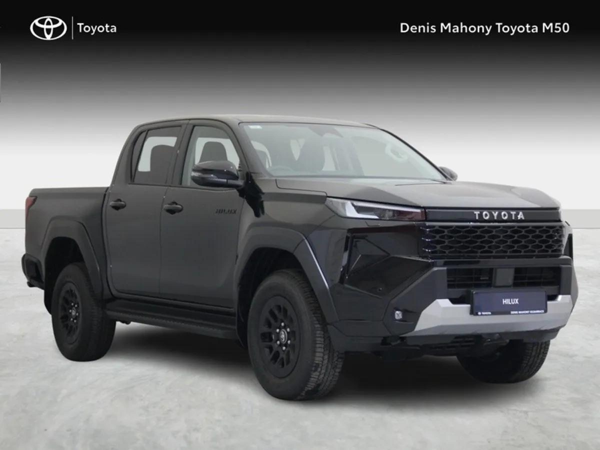 Toyota Hilux SR5 INC Vat - Image 1