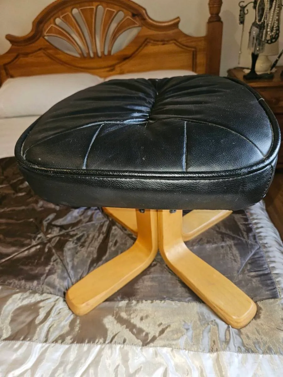 Footstool - Image 2