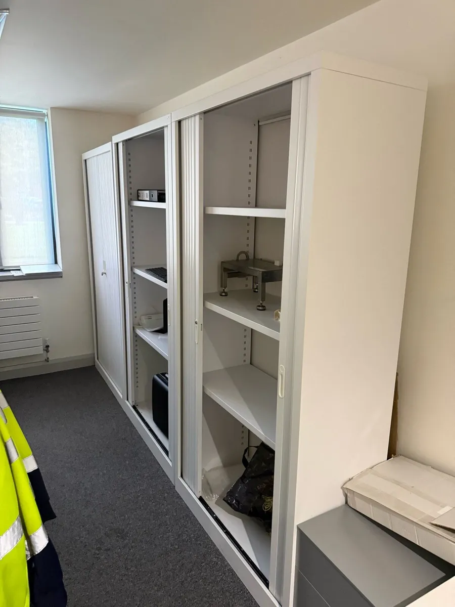 Office furniture strip outs - Image 2