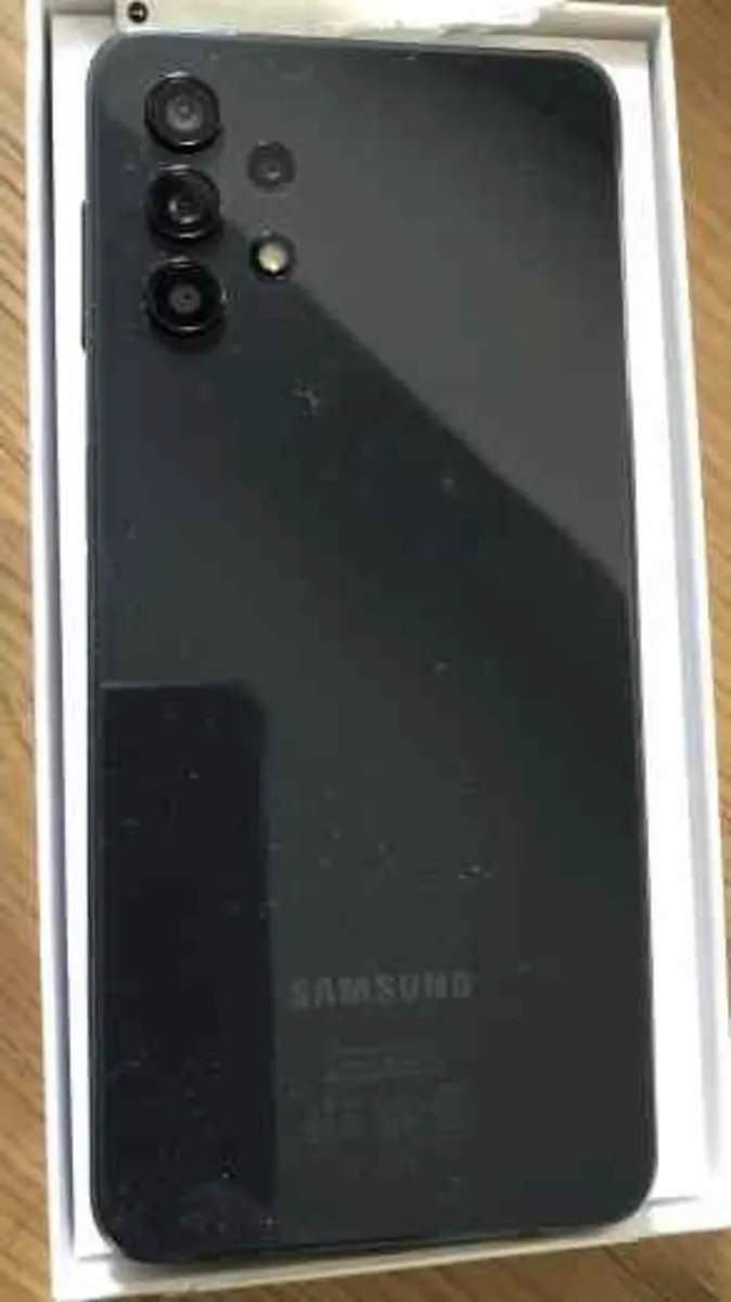 Galaxy A32 5G Dual Slim - Image 4