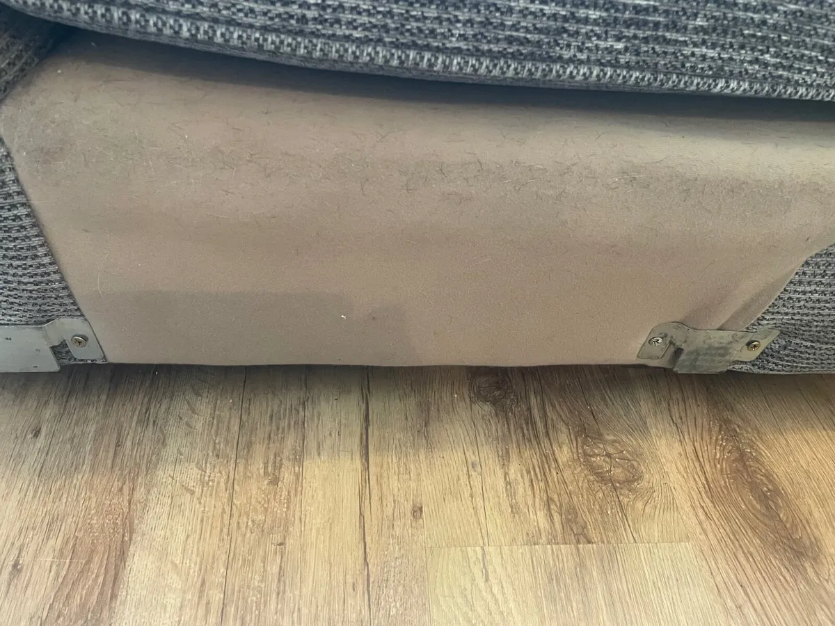 L Couch - Image 2