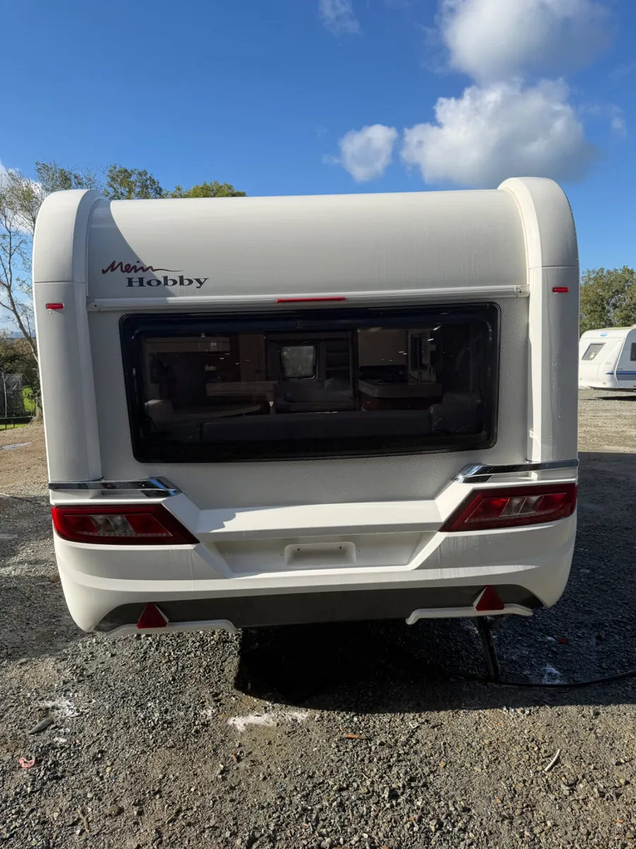 2021 HOBBY EXCELLENT – LUXURY caravan - Image 3