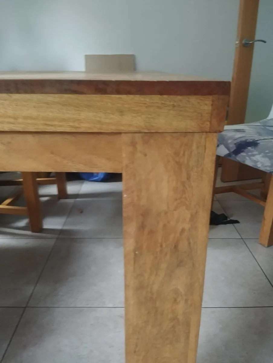 Kitchen table - Image 2
