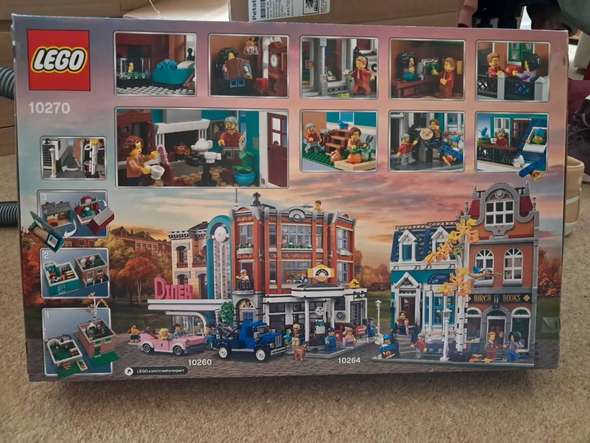 LEGO Creator Expert Bookshop 10270 – Brand New Sea - Image 2